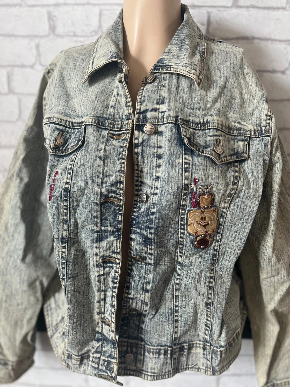 Veste en jean brodée – Taille 42 – photo 2